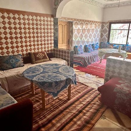 Maison D'Hote Chez La Famille Tamellalt エクステリア 写真